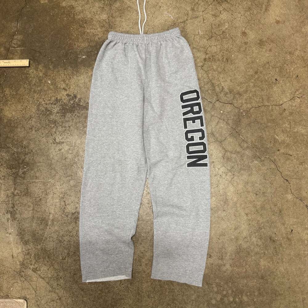 Gildan University of Oregon Graphic Sweatpants Gray